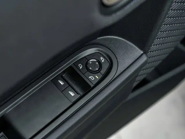 MINI Hatch — Фото автомобиля 13