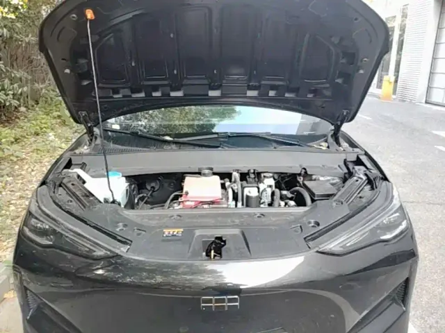 Geely Galaxy E5 — Фото автомобиля 10