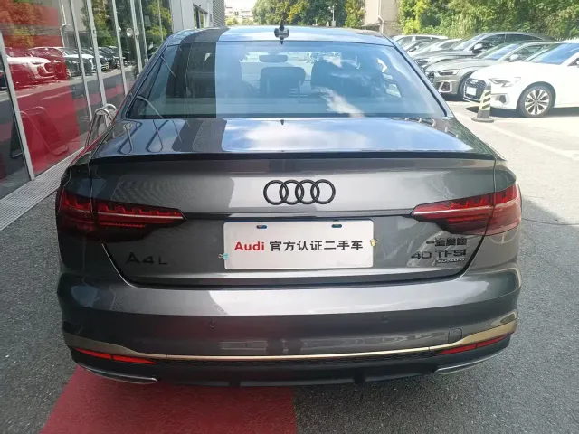 Audi A4L — Фото автомобиля 17