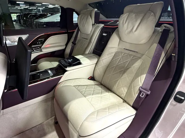Hongqi Guoya — Фото автомобиля 21