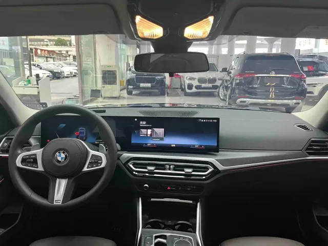 BMW 3 Series — Фото автомобиля 13