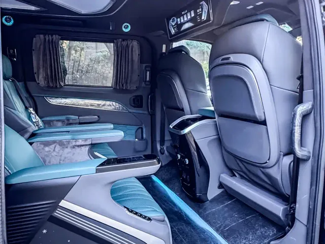 Ford Tourneo — Фото автомобиля 16
