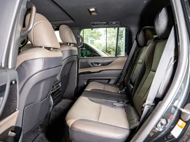 Lexus LX — Фото автомобиля 11