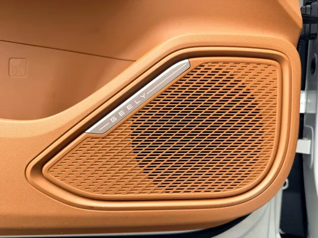 Geely Galaxy L7 — Фото автомобиля 26