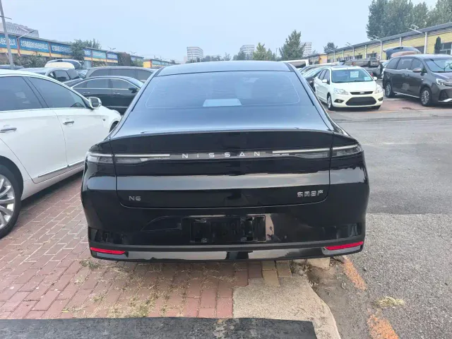 Nissan N6 — Фото автомобиля 4