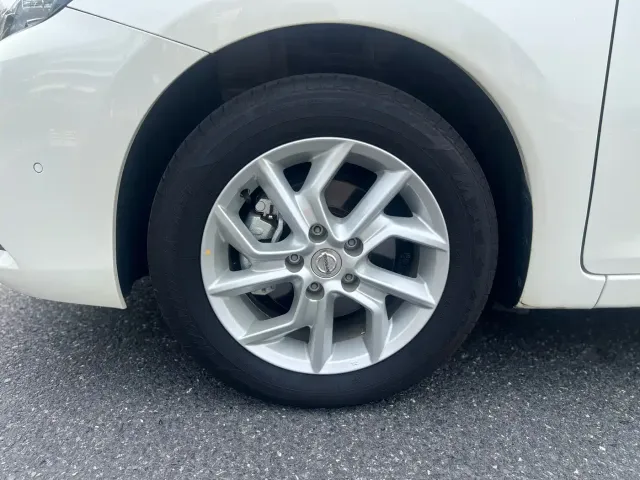 Nissan Tiida — Фото автомобиля 9