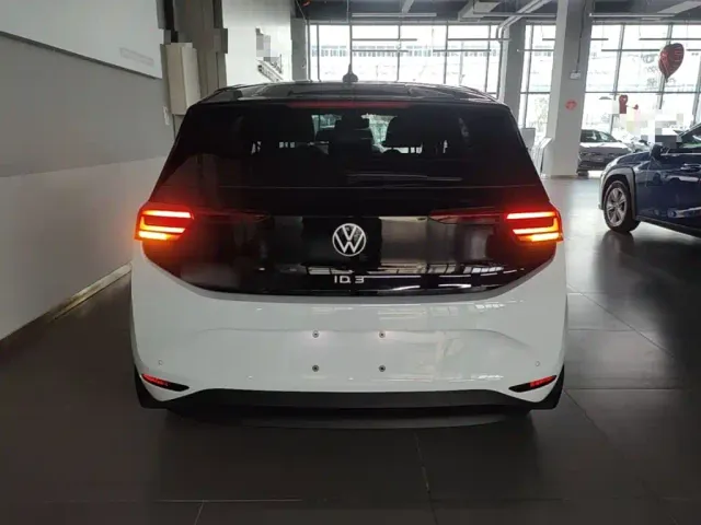 Volkswagen ID.3 — Фото автомобиля 5