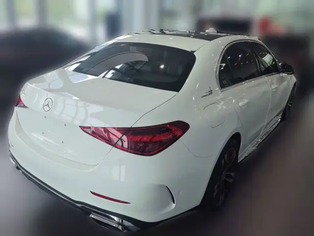 Mercedes-Benz C-Class — Фото автомобиля 9