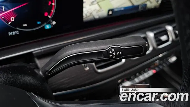 Mercedes-Benz GLE-Class — Фото автомобиля 9