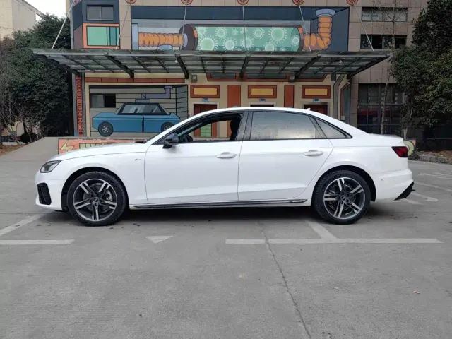 Audi A4L — Фото автомобиля 19