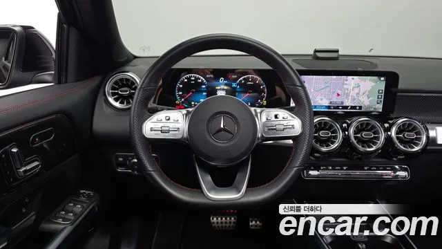 Mercedes-Benz GLB-Class — Фото автомобиля 11