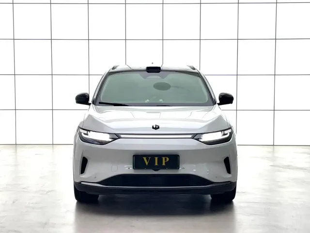 Leapmotor C11 — Фото автомобиля 2