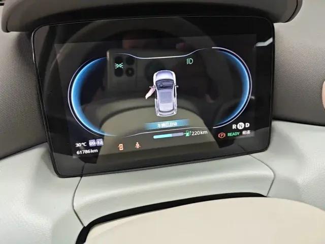 Leapmotor T03 — Фото автомобиля 7