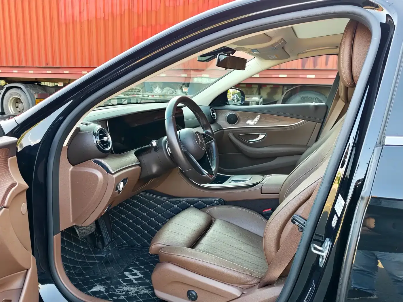 Mercedes-Benz Mercedes-Benz E-Class 2022 Model Facelift II E 260 L — Фото автомобиля 8