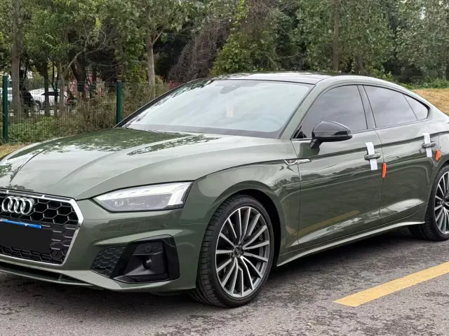 Фотография автомобиля — Audi A5