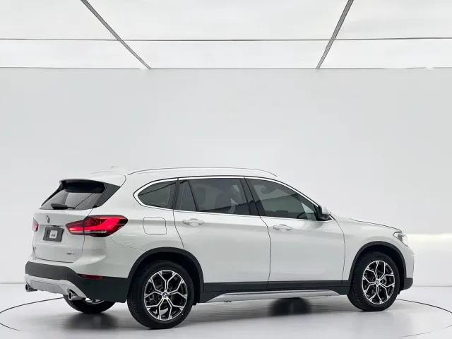 BMW X1 — Фото автомобиля 6