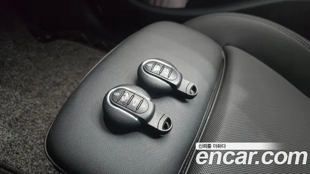 MINI Cooper — Фото автомобиля 30