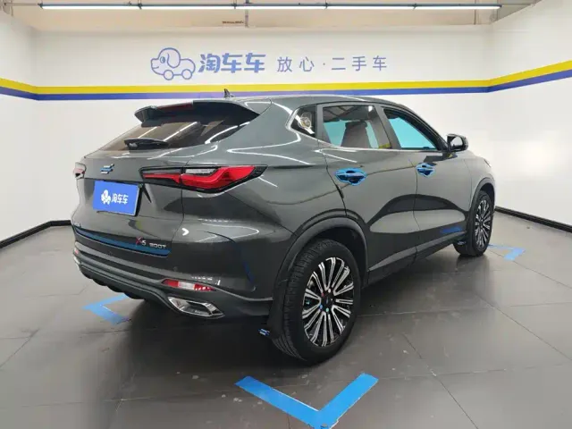 Changan Oushang X5 — Фото автомобиля 3