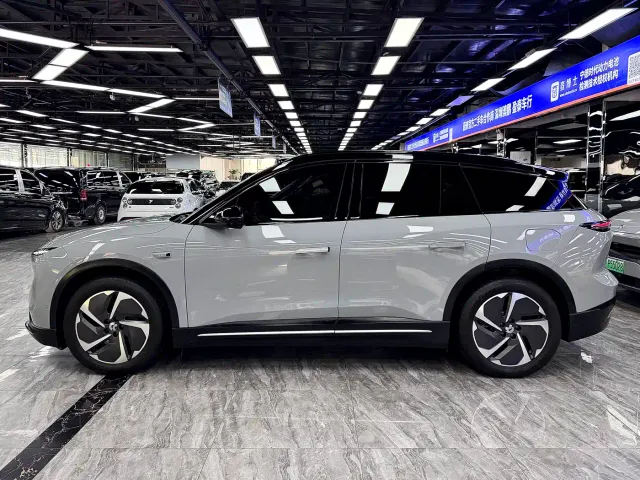 Nio ES6 — Фото автомобиля 4