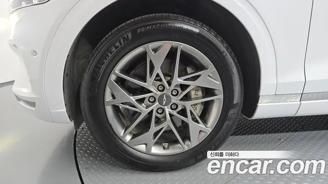 Genesis GV70 2.5T Бензин AWD — Фото автомобиля 5