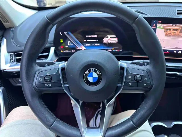 BMW X1 — Фото автомобиля 13