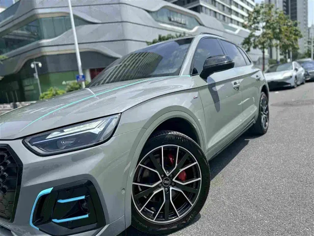 Audi Q5L — Фото автомобиля 12