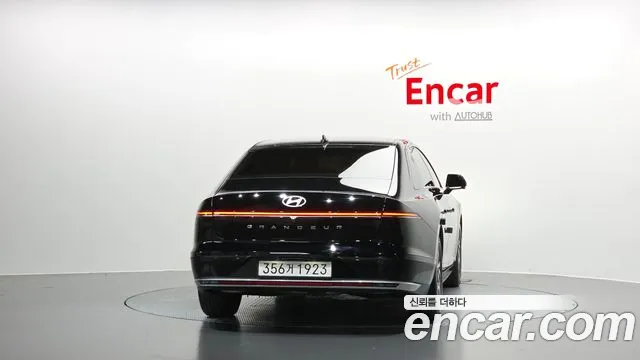 Hyundai Grandeur GN7 — Фото автомобиля 4
