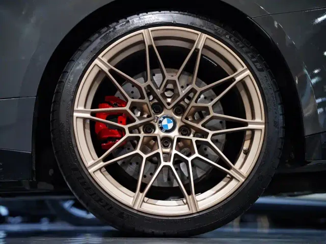 BMW M4 — Фото автомобиля 18