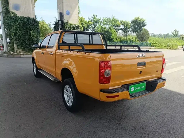 JAC Motors JAC T6 — Фото автомобиля 22