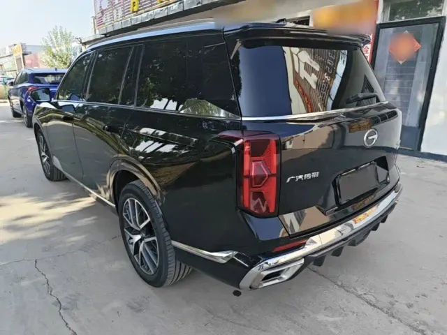 GAC Trumpchi GS8 — Фото автомобиля 4