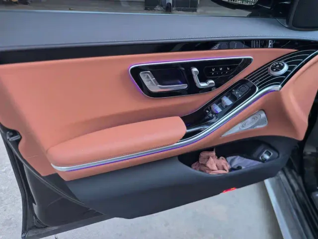 Mercedes-Benz S-Class — Фото автомобиля 11