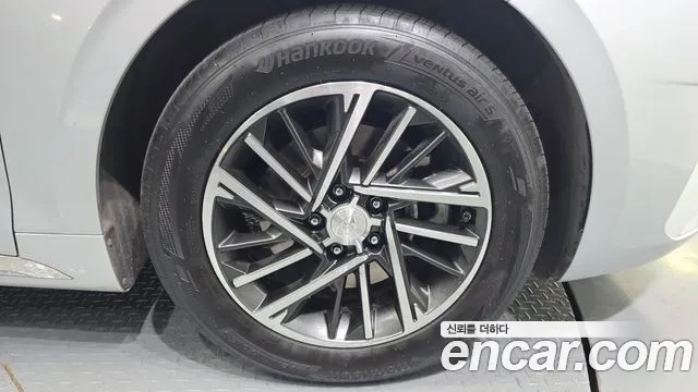 Hyundai Grandeur Новый Grandeur IG 3.0 LPi (Такси) — Фото автомобиля 21