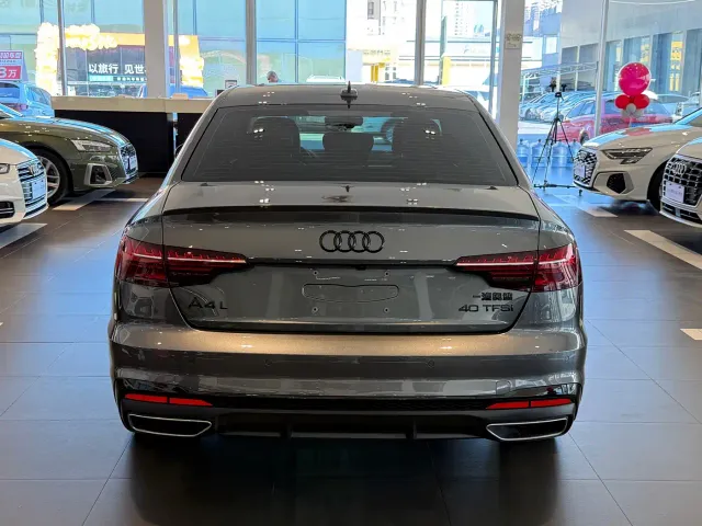 Audi A4L — Фото автомобиля 5
