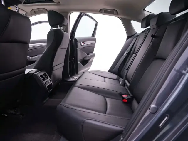 Honda Accord — Фото автомобиля 22