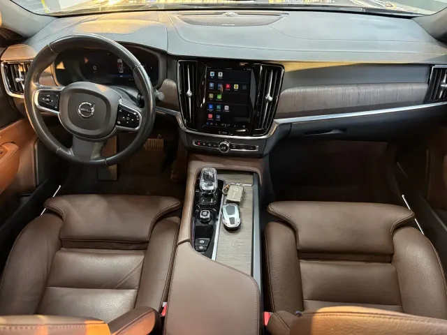 Volvo S90 — Фото автомобиля 6
