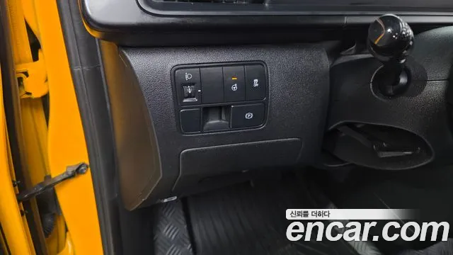 Hyundai Staria Staria L3.5 Школьный автобус — Фото автомобиля 16