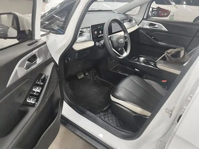 Geely Geometry E Firefly — Фото автомобиля 15