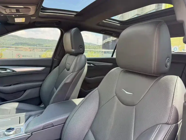Cadillac CT5 — Фото автомобиля 18
