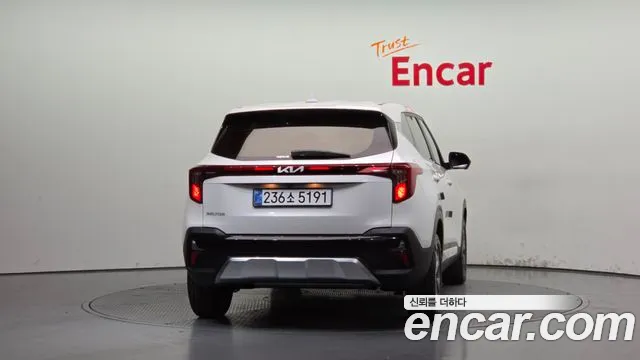 Kia Seltos New — Фото автомобиля 4