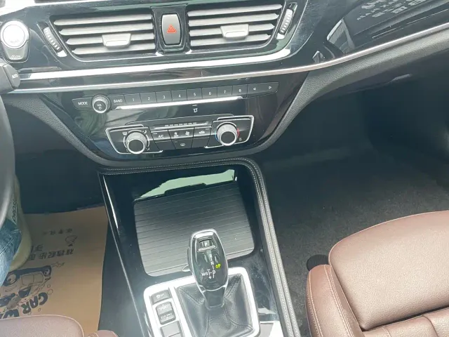 BMW 1 Series — Фото автомобиля 16