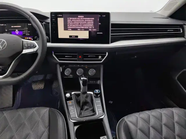 Volkswagen Sagitar — Фото автомобиля 13