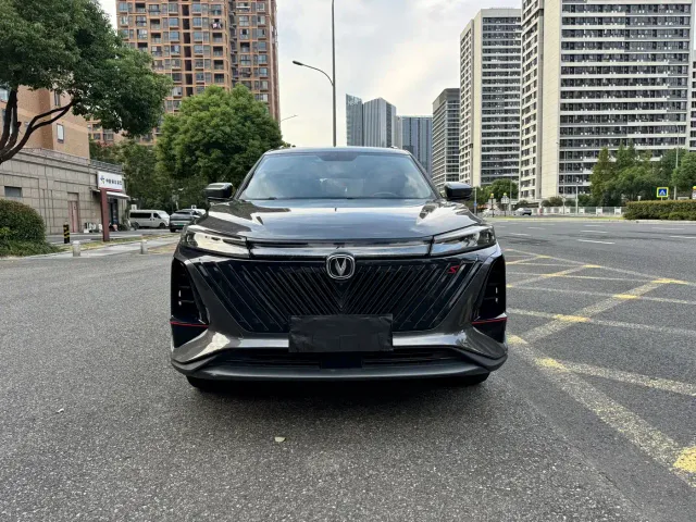 Changan CS75 Plus — Фото автомобиля 2