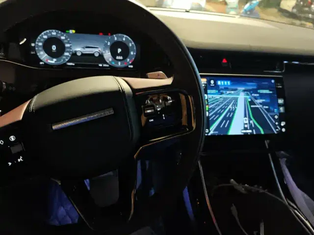 Land Rover Range Rover Evoque — Фото автомобиля 12