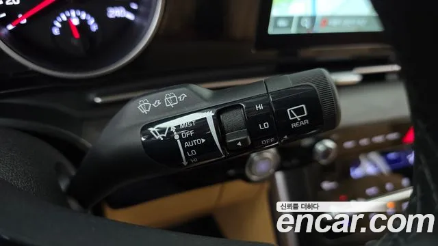 Kia Canival Carnival 4 поколение Дизель 9 мест Prestige — Фото автомобиля 28