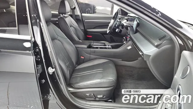 Hyundai Sonata — Фото автомобиля 15