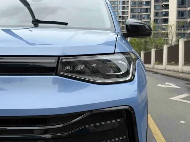 Volkswagen Tharu — Фото автомобиля 7
