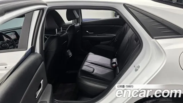 Hyundai Avante CN7 — Фото автомобиля 25
