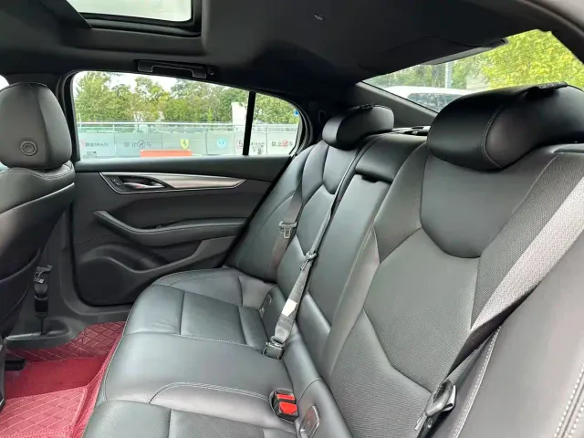Cadillac CT5 — Фото автомобиля 17