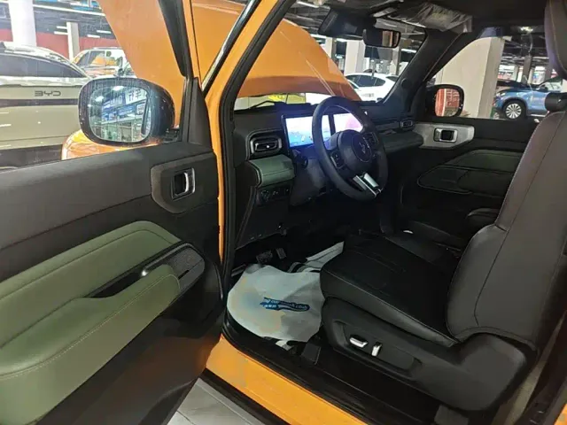 Baojun Yep — Фото автомобиля 15