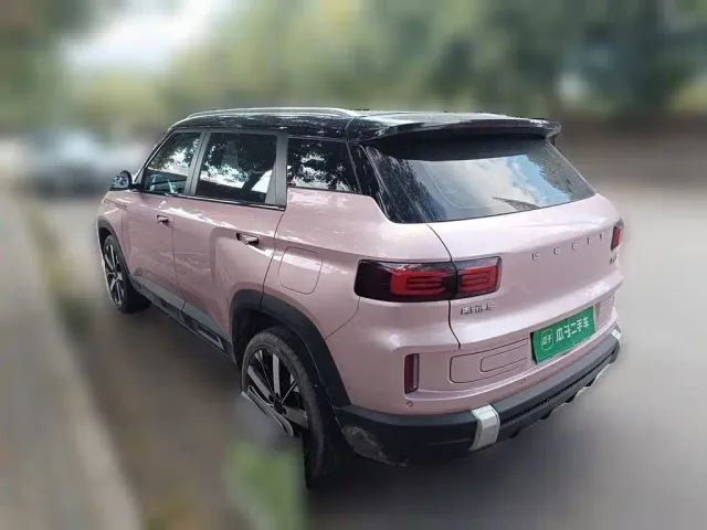 Geely ICON — Фото автомобиля 24